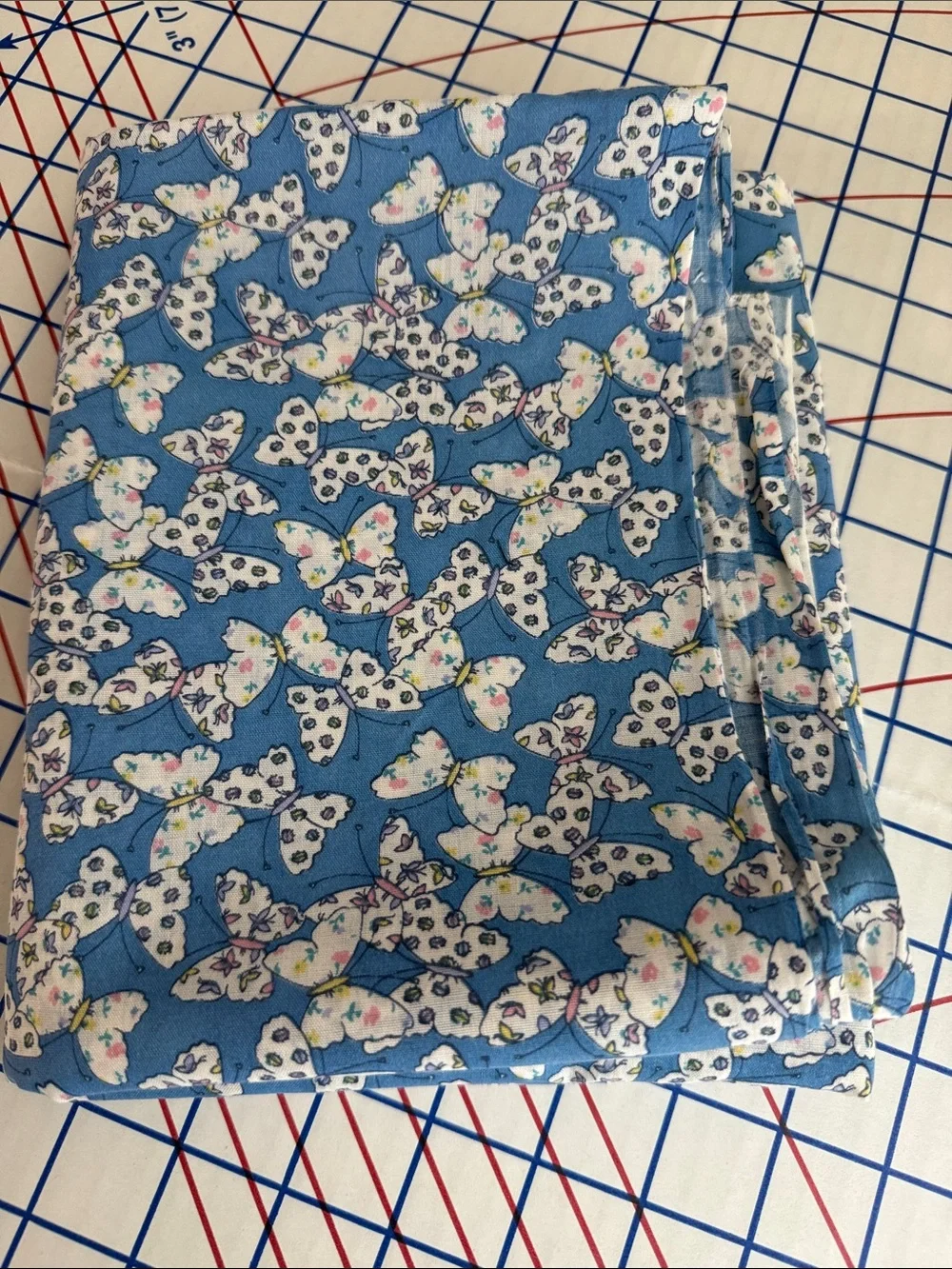 Vintage Blue Butterfly Ditsy Floral Fabric Lightweight 1 3/4 Yards x 44